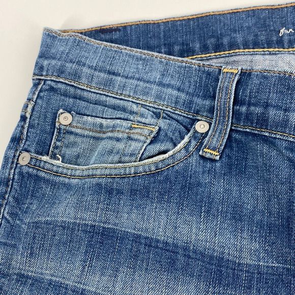 Women's Blue Jeans - Picture 4 of 16